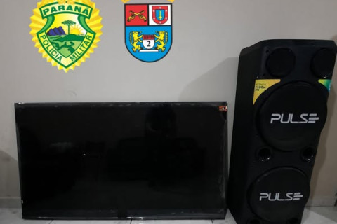 POLÍCIA MILITAR PRENDE CASAL POR TRÁFICO DE DROGAS EM JACAREZINHO/PR