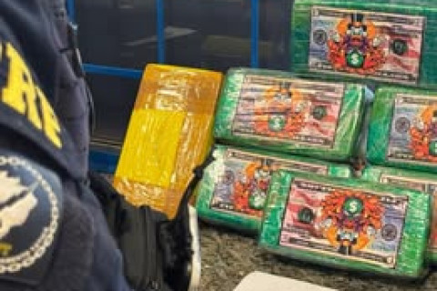 PRF apreende pasta base e cocaína na BR-272 km 537, em Francisco Alves