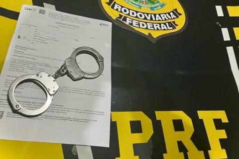 PRF prende foragido da justiça condenado por estupro de vulnerável na BR-277